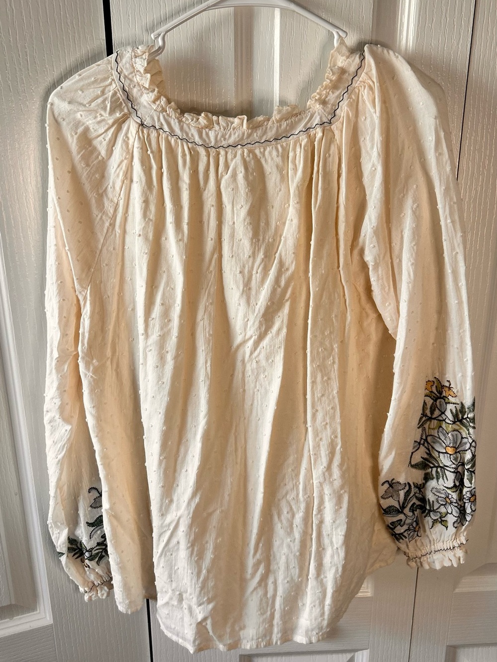 Forgotten Grace Women’s Small Boho Cream Embroidered Long-Sleeve Peasant Top‎ - Picture 5 of 5